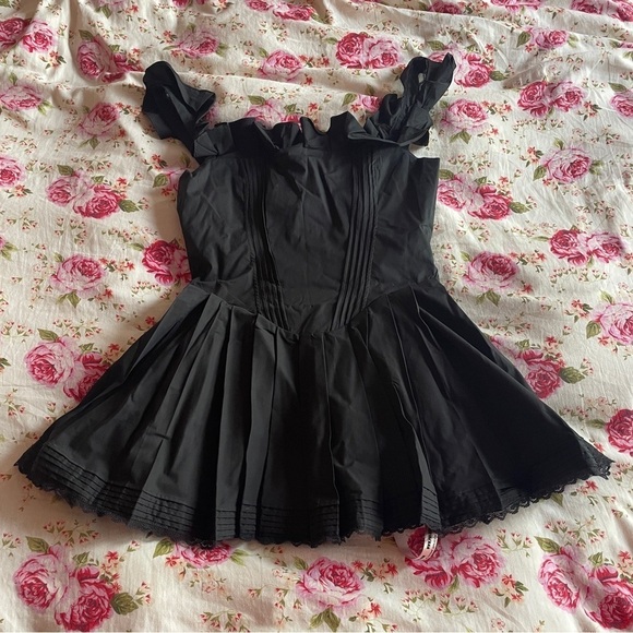 NEW! House of CB- Jemima Black Pin Tuck Pleated Mini Dress Size Large Ruffles - Picture 3 of 10